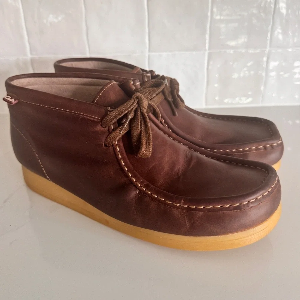 Clarks Stinson Hi Wallabee Boot Mens 9 Brown Leather Crepe Sole Chukka